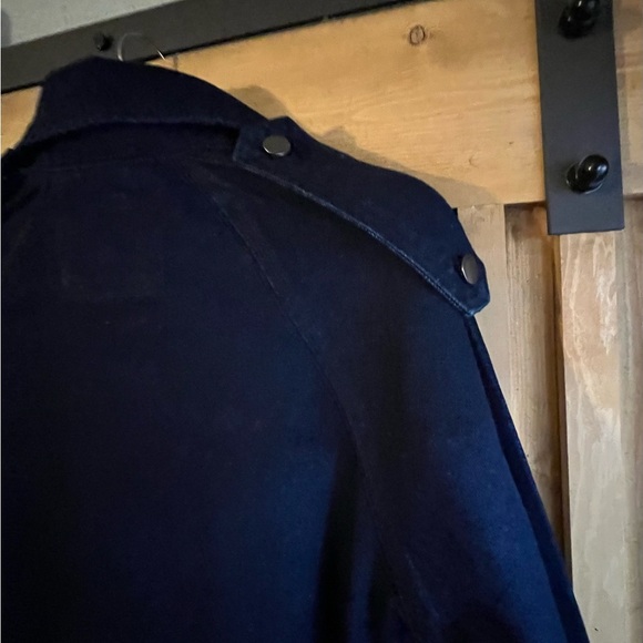 Stylish Dark Denim Double-Breasted Trench Coat, size Medium - Picture 5 of 5